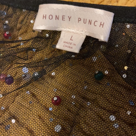 Honey Punch black, sheer, top. Large. - Picture 3 of 4